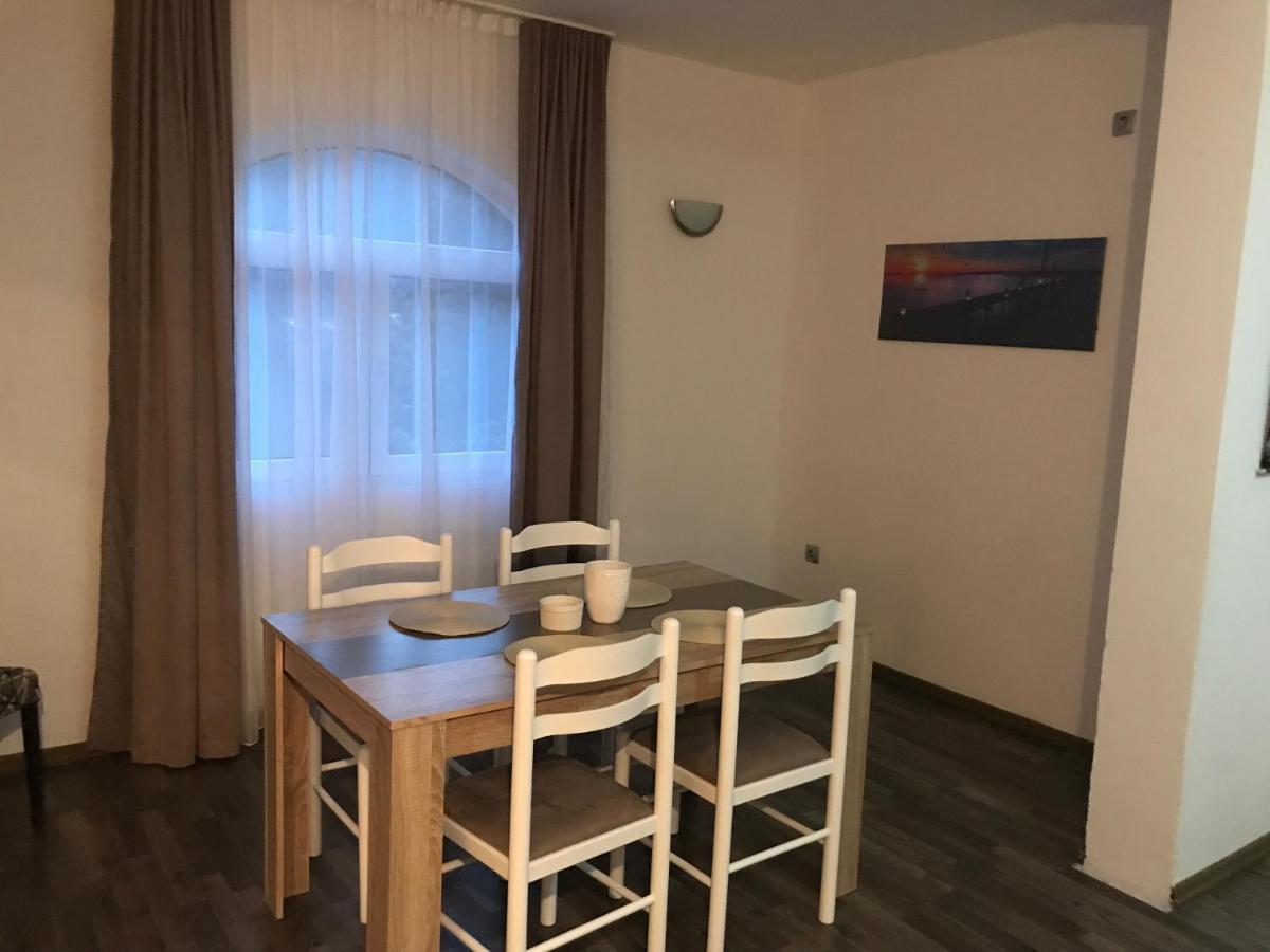 Pocanic'S Apartment كوتور المظهر الخارجي الصورة